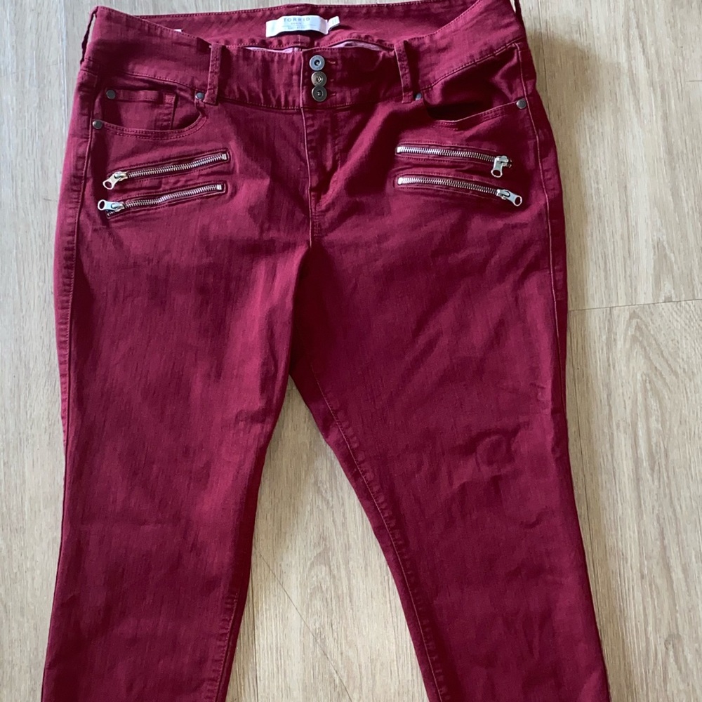 Maroon Torrid Size 20 Jeans w/ Multiple Zippers